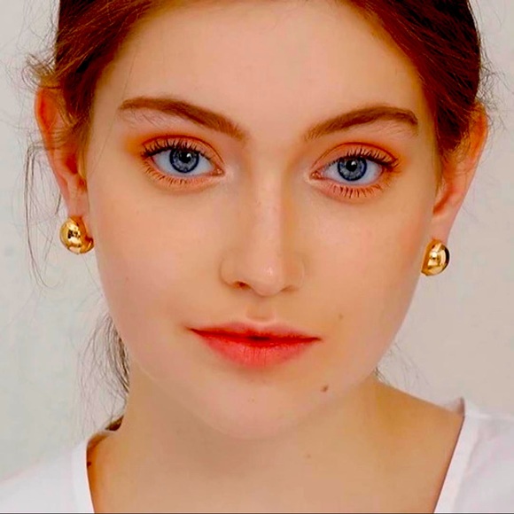 🍒3/$30 New Gold Ball Huggie Earrings - Picture 4 of 5